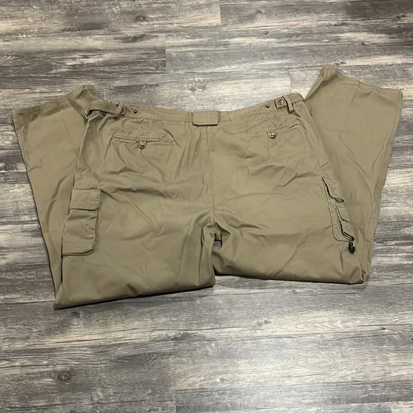 Orvis mens cargo khaki pants with pleated front 44x32 - Picture 6 of 8